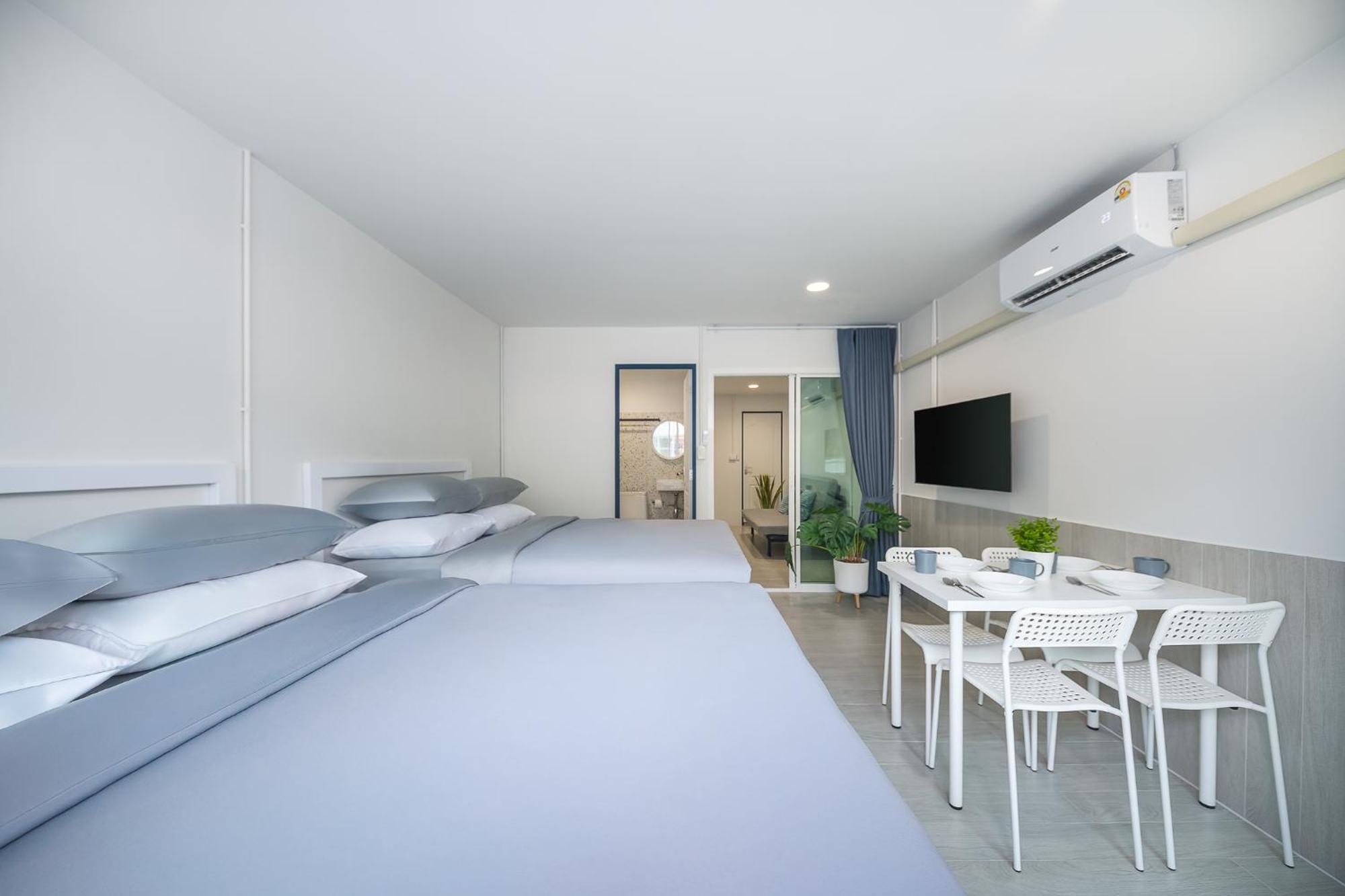 Platinum Premium Deluxe Apartments Bangkok Exterior photo